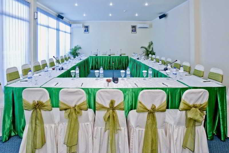 Grand Legi Hotel Mataram Exterior photo